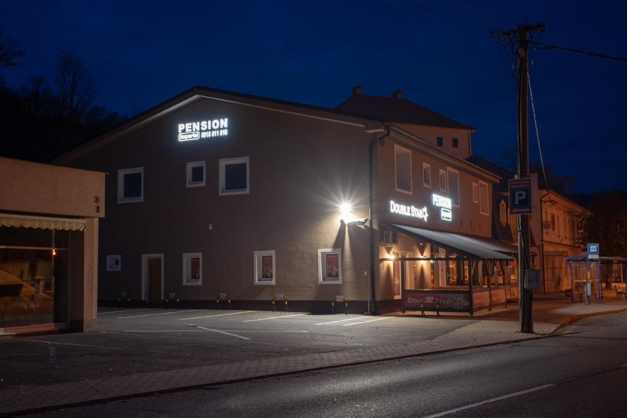 Penzion Imperial Zarnovica Eksteriør bilde